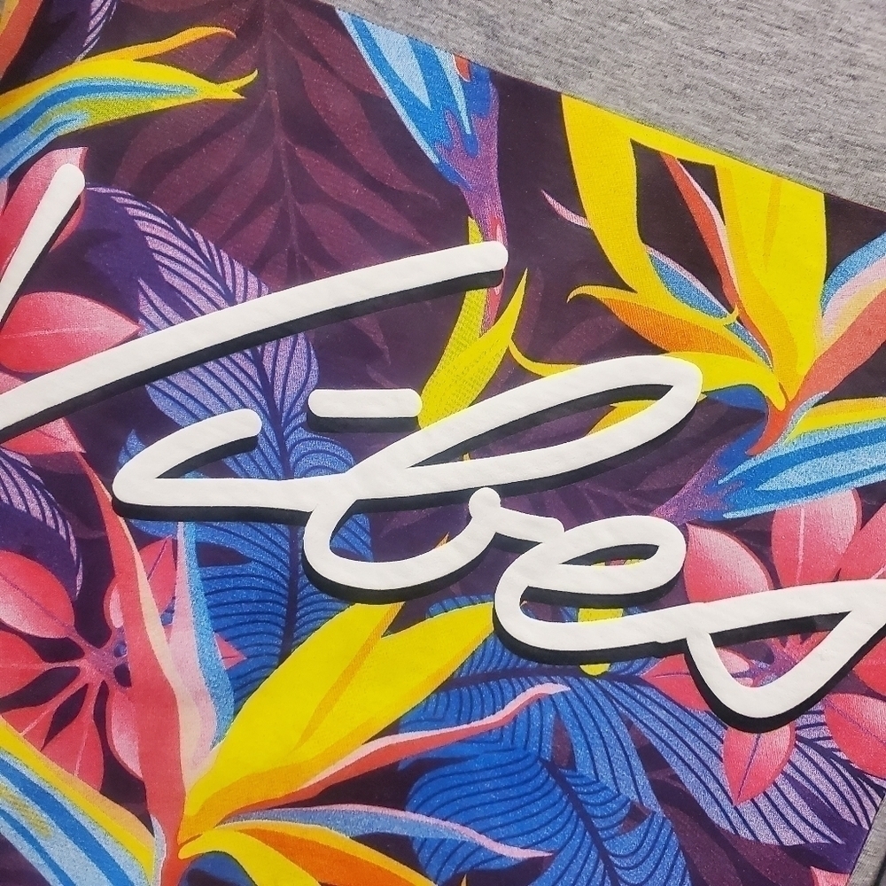 Bailey Apparel "Vibes" Colorful L/S Tee Shirt Size Large, Casual - Picture 3 of 5